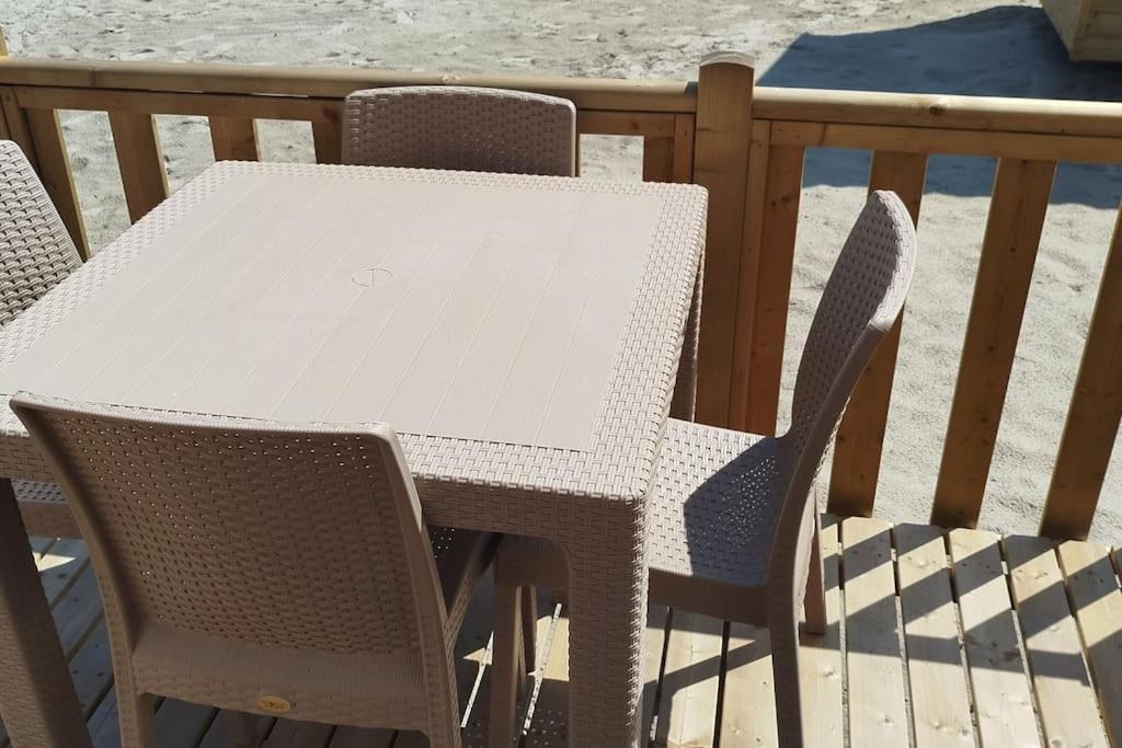 Berck-Plage - 2 Hebergements Insolites Tiny House De 2 A 8 Personnes Dış mekan fotoğraf